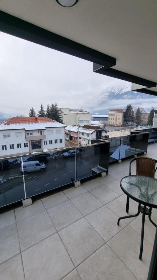 Elan Luxury Apartments & Rooms Плав Екстериор снимка